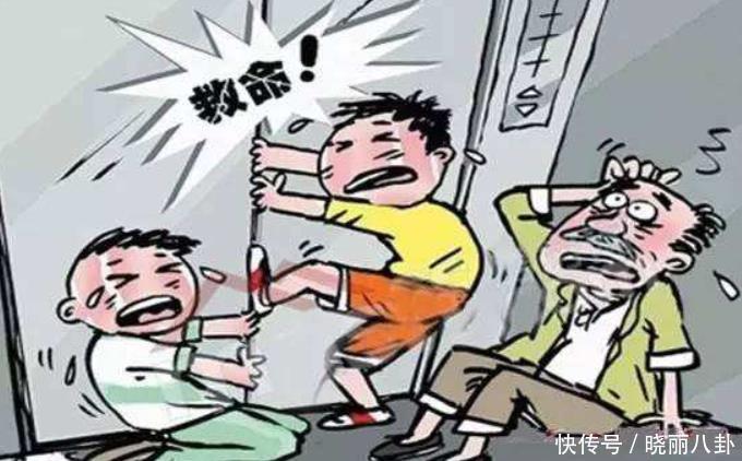  救命|电梯突然下坠，落下的瞬间跳起来真能救命吗？早知道早受益！