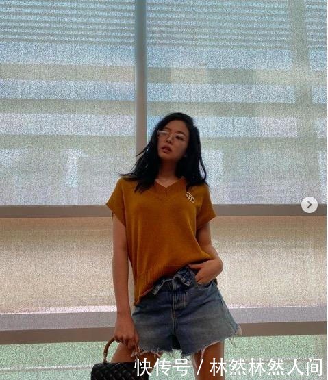  香奈儿|今年夏天被Jennie带火的平价饰物，最低65块钱即能变人间香奈儿