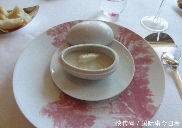 猪饲料|从女王的餐桌到猪饲料,只经过了十几年