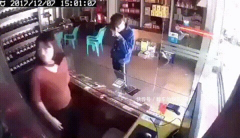  伴娘|全网伴郎的榜样！话说这伴娘，一点都反抗情绪都没有么？