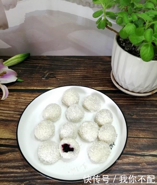 消极|此菜是个宝,加上馅简单搓一搓,开胃消极食,儿子一口吃了3个