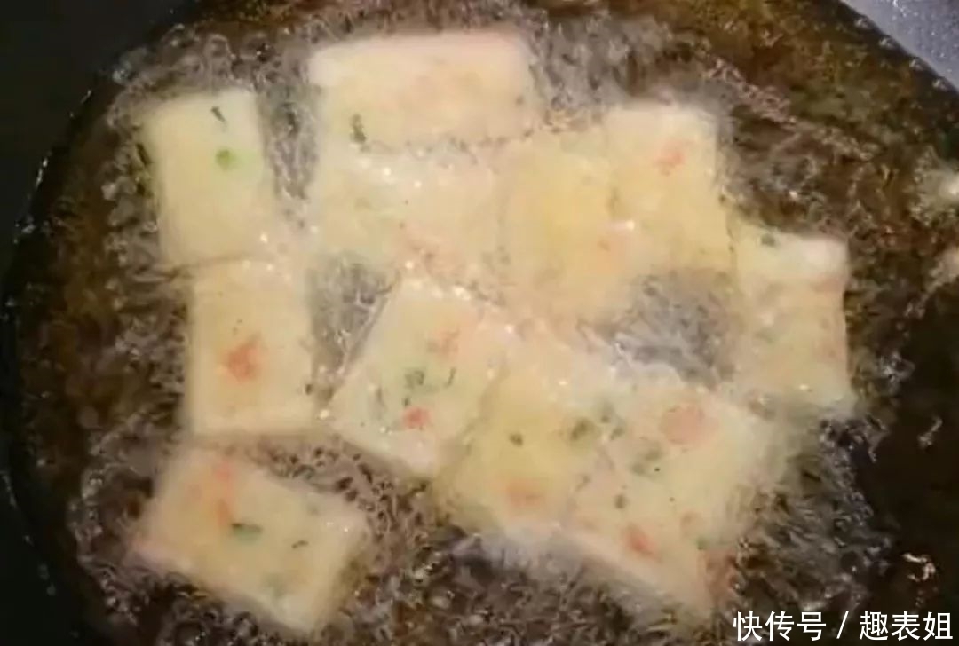 土豆饼|教你自制香酥可口的土豆饼,手不沾面就能做好,方法特别简单!
