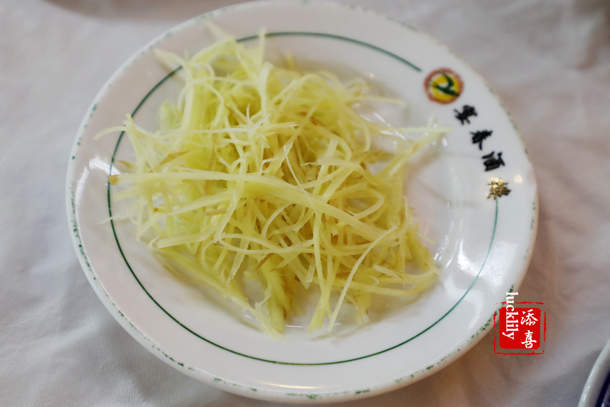 浇头|吃了这四家镇江代表性的网红面馆,基本就成了镇江锅盖面的全科生