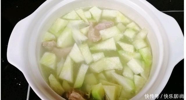  美味|厨师长教地道清炖羊肉汤的做法，简单营养又美味，汤白肉烂没膻味