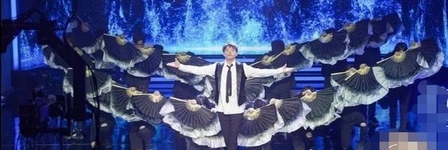 借鉴|《天天向上》又双叒叕抄袭新舞台疑借鉴韩团,此前黑历史也被扒