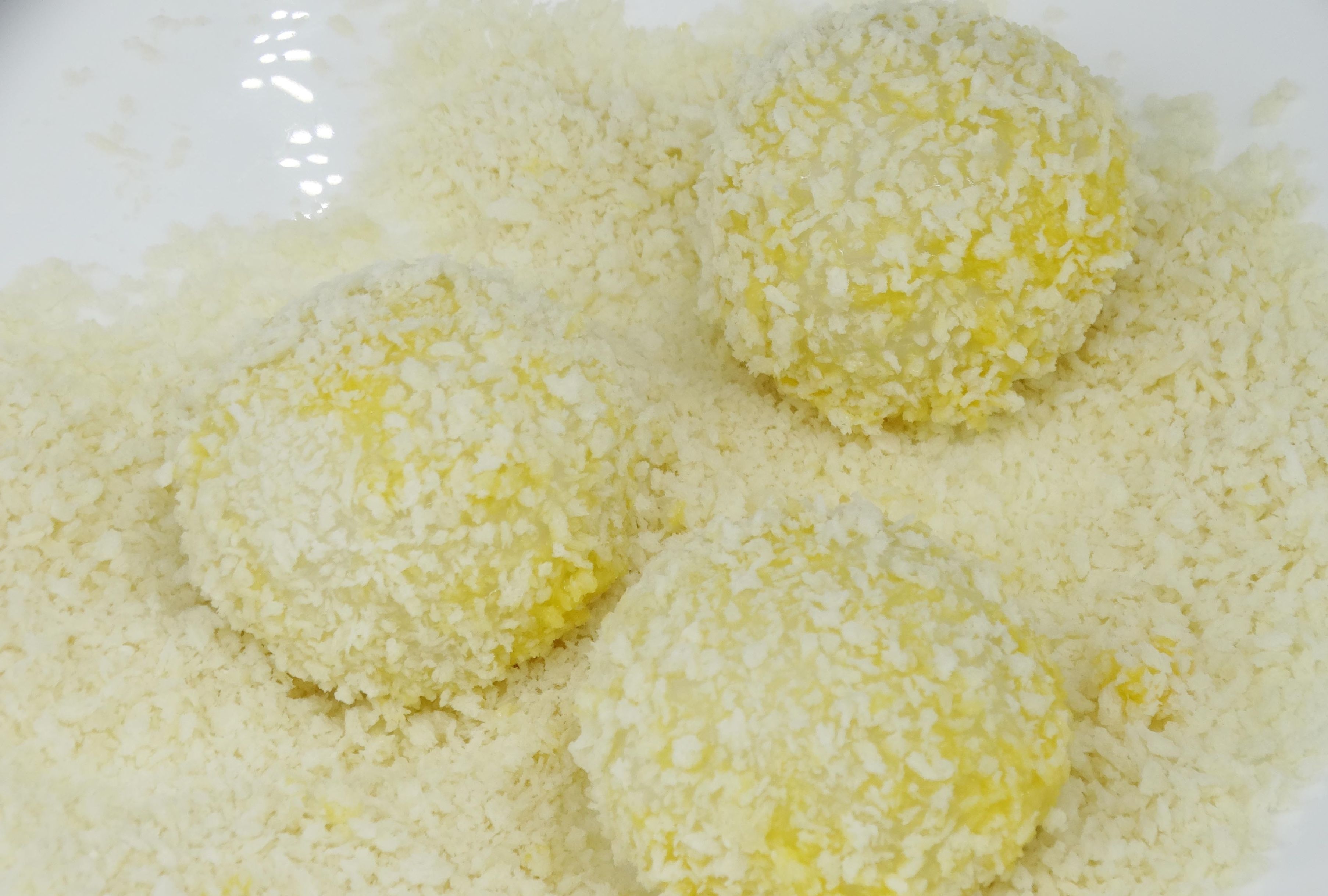 油锅|炸汤圆,直接下油锅炸大错特错!少了这2步,汤圆粘连,还会爆裂