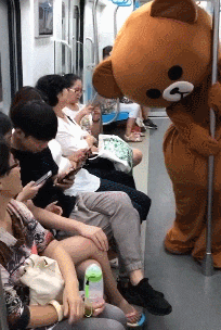 gif|搞笑gif趣图:上学时候的你:谁欺负我小弟了!出来!