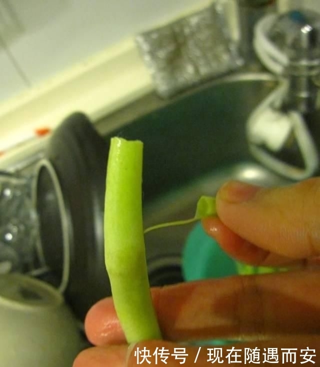 吃法|晒晒我家的晚餐,1个菜1个粥,网友说:这吃法,一看就是南方人