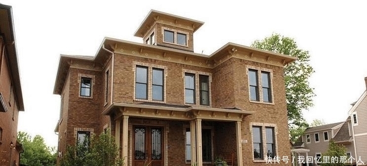 家里|美女继承6亿遗产后,宅在家里80年,很难想象她在别墅里做什么