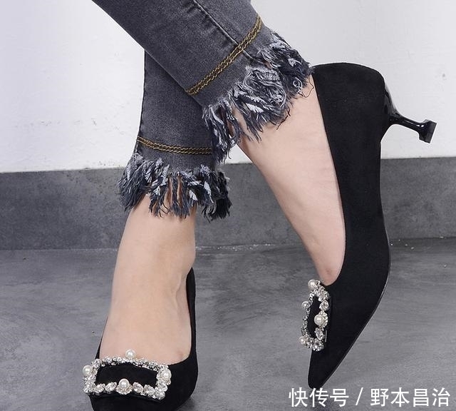 双猫|高跟鞋的跟有讲究,不要太高也不能太矮,那就来双猫跟鞋