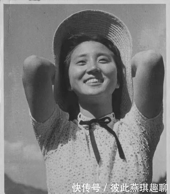 蒋英|“干哥”变成“干妹子”丈夫后，仅6周就举行了婚礼并恩爱一生