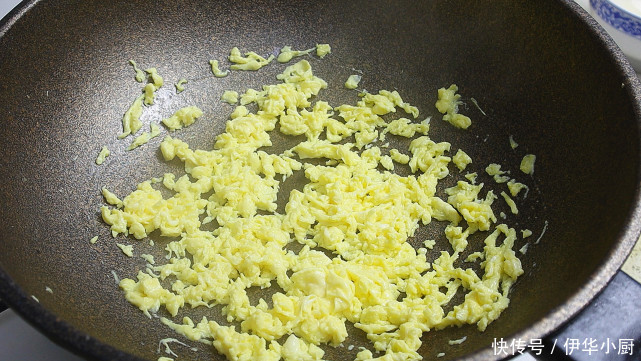 过瘾|早餐这样吃太过瘾了,不烫面不发面,柔软又多层,比饺子还好吃