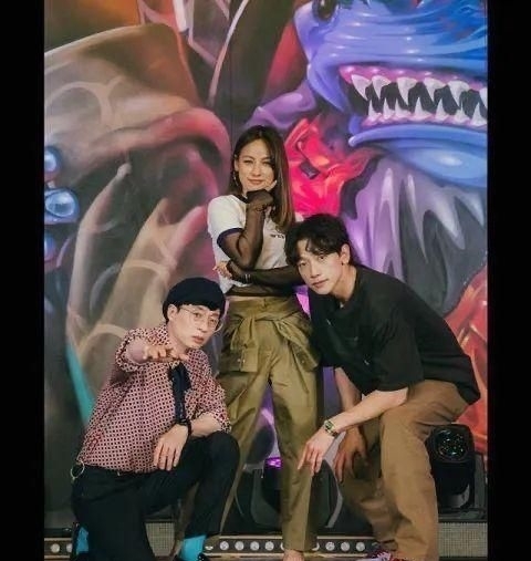 夫妻生活|刘在锡,李孝利,Rain巨星强强强联手打造混声舞台,但是李孝利你是来开车的吗?