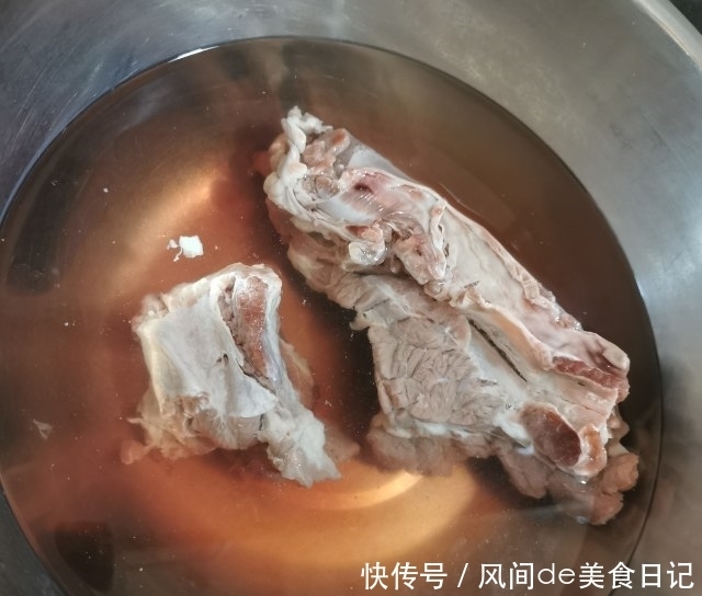 汤汁|西红柿烧牛腩,软烂入味,汤汁浓郁,太香了