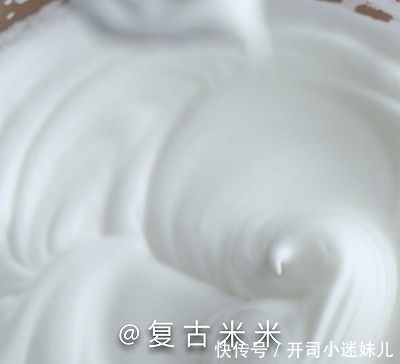 倒入|黑糖珍珠舒芙蕾松饼