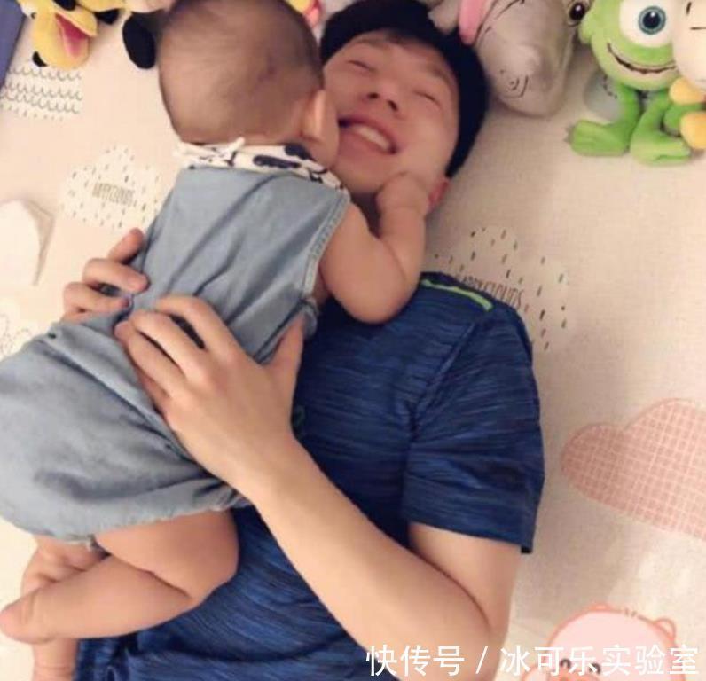 幸福|马龙娶大学校花妻子，婚后两人很幸福，生一儿子长相像马龙