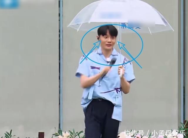 瞬间|三位歌手做客《奔跑吧》,李荣浩沙溢同框,却让节目效果瞬间拉满