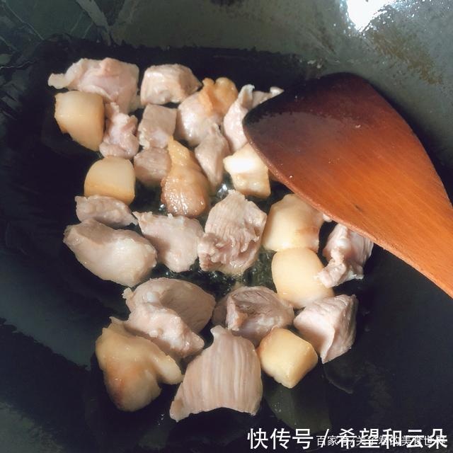 红烧肉|入秋后,养膘要多吃它,开胃好吃易下饭,简单煮一煮,香浓又美味