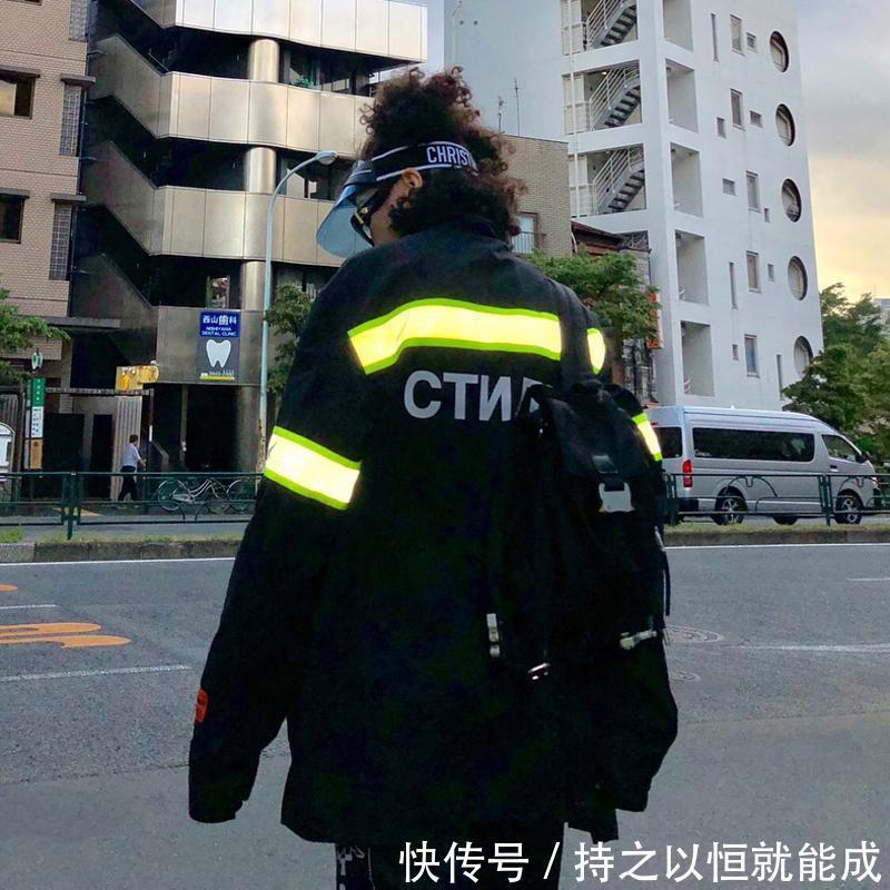面料|当品牌服饰玩起反光面料，原来你也可以这么炫