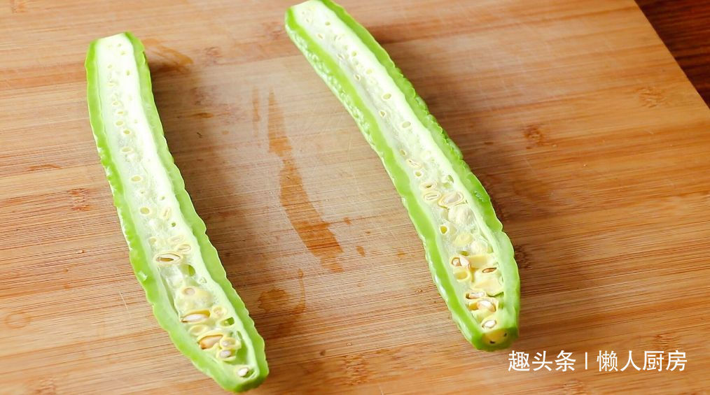 苦瓜|苦瓜怎么做好吃记住两点,能降低苦味,不爱吃苦瓜的人也爱吃