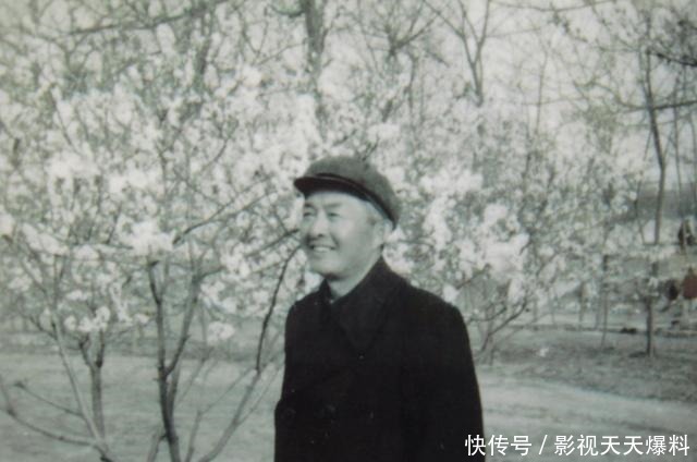 副局长|陈昌浩回国后当副局长，妻子已是副部长，儿子成国人敬仰的大人物