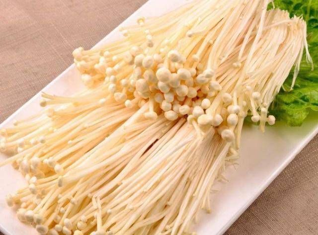  有人|火锅里有几道菜必须点，吃过的都是菜，很少有人能想到最后一个