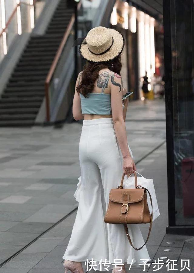  罕见|每个人对时髦的定义，看不懂模特的穿搭，实属罕见吧？