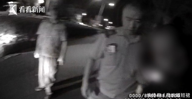 电影|扔酒瓶吐口水！醉酒男子不满电影情节大闹影院