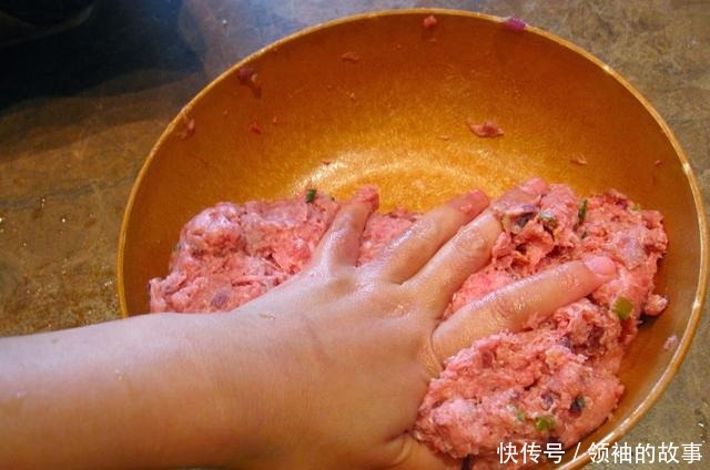 做法|做肉丸子时,加淀粉是大错特错,教你正确做法,劲道Q弹,真香