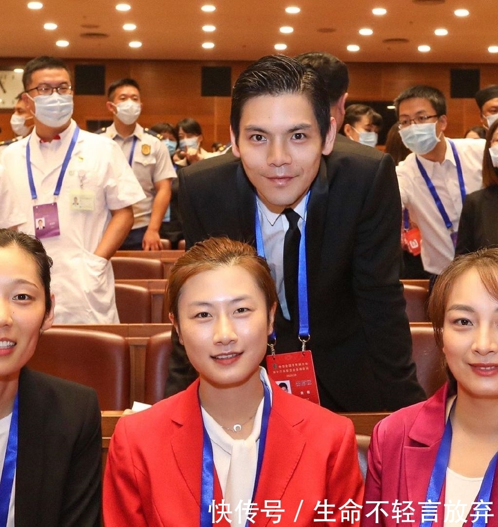 加剧|国乒集训持续到10月底！孙颖莎夺三冠加剧竞争，一番话展现高情商