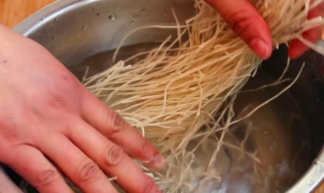 猪肉|立秋之后，牛肉猪肉靠边站，秋天最该吃这肉，鲜香温和降秋燥