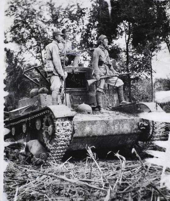 刘伯承|他曾是国民党俘虏，牺牲后却令刘伯承捶足顿胸，全军悲痛哀悼