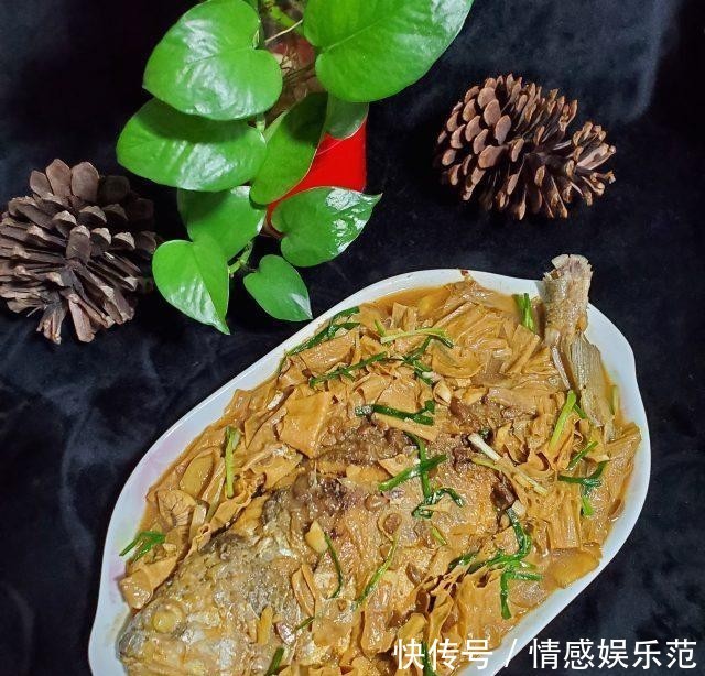 腐竹|腐竹烧黄花鱼,味道鲜美,十分下饭