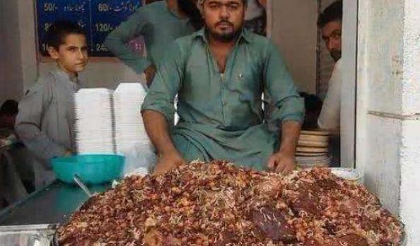 满满|为什么印度的“羊肉饭”,满满都是肉却不能买,看完长知识了