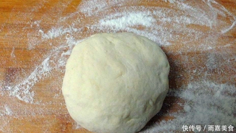 筋道|此面食太好吃了,三十秒就能出锅,香软筋道,孩子早上能吃四个