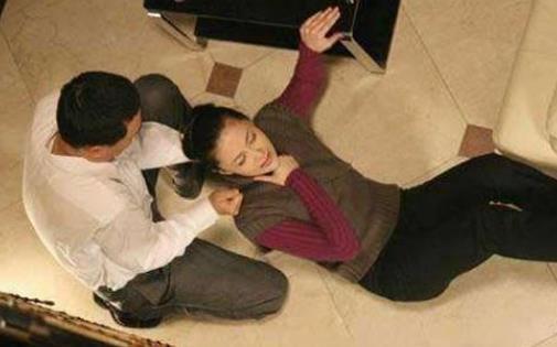 无尽|深圳“中介”杀人魔：情侣残害12名打工妹，死者生前曾遭受无尽折磨