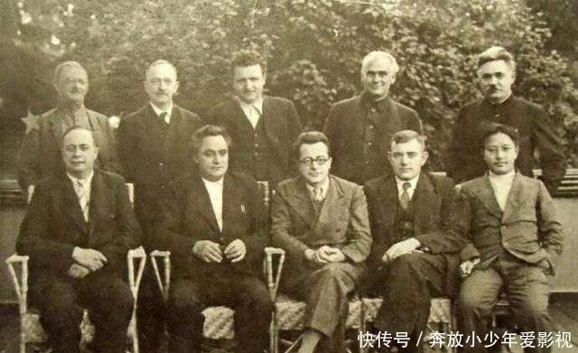 张国焘|在王明与张国焘谈话不到一月后,张国焘做出一个历史性决定