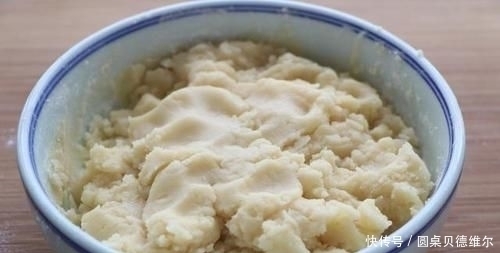 好吃|面粉特别的创意做法,加2个紫薯,比包子馒头都好吃,酥得直掉渣