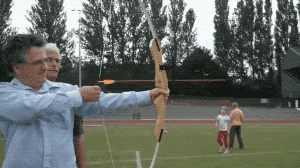 帽子|搞笑GIF趣图:哥们,这帽子不错,最关键是女友送的!