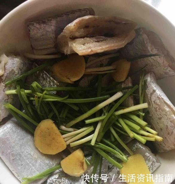 如今|中国最“难堪”的下酒菜,曾是70年代人的最爱,如今却被遗忘!