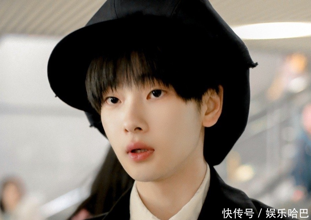 综艺|同门不同命?R1SE资源不敌硬糖少女,两团C位参加综艺差距明显