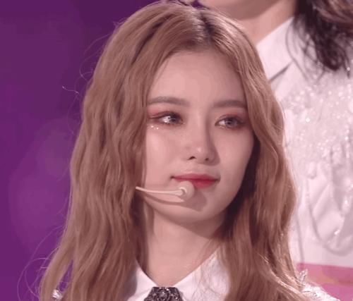 张艺凡|徐艺洋错失出道位后,张艺凡撒谎言论被翻出,网友单纯人设崩塌