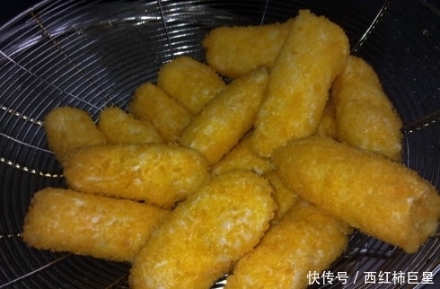  爱吃|3个土豆，一碗面粉，做家人爱吃的土豆饼，比油条松软，总不够吃