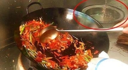 错怪|为何厨师总开着水龙头,也不怕浪费水?原来这么多年都错怪厨师了