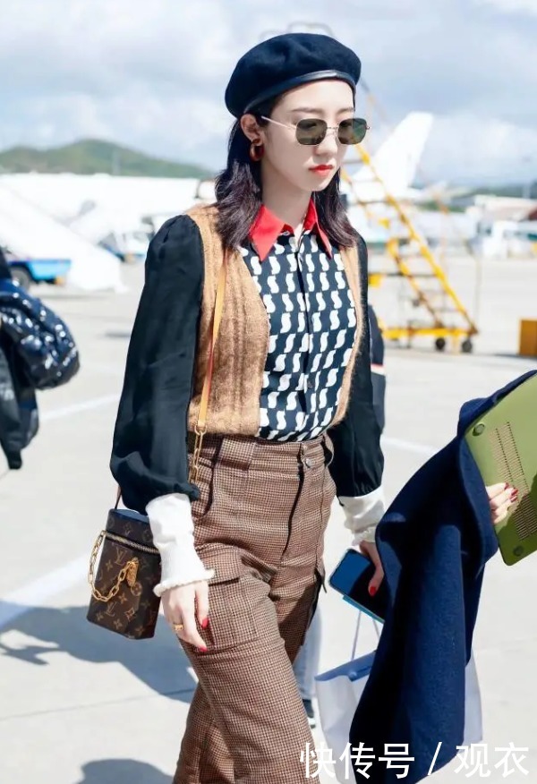 渔网|孟美岐为显腿长,大胆挑战“渔网袜”,不料暴露多肉腿