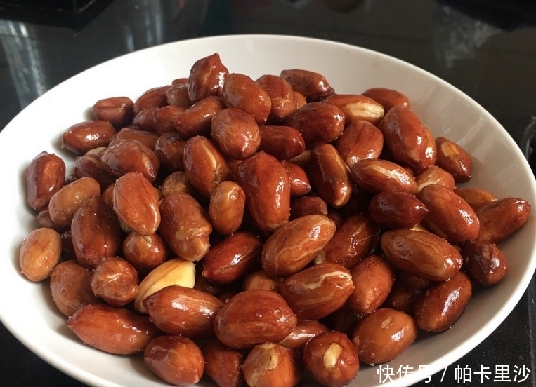 错误|炒花生米,第一步不是先放油!多做2步,香脆可口,放1周不返潮