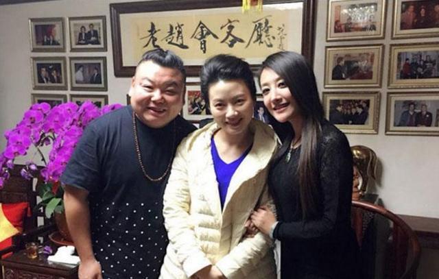 晒出|赵忠祥节目中曾晒出自己的家,当了一辈子播音员,家里却如此节俭