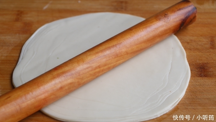 饺子皮|春饼别买了,不和面不揉面,10分钟做100张,又薄又劲道