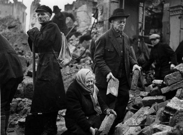 战争|战后残骸需万人25年不眠不休才能清理完，德国女人仅用2个月解决