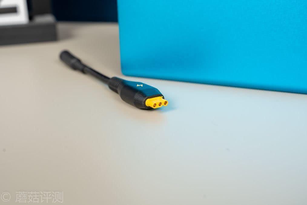  续航|高性能笔记本，也能享受长续航、PowerBen大功率移动电源评测